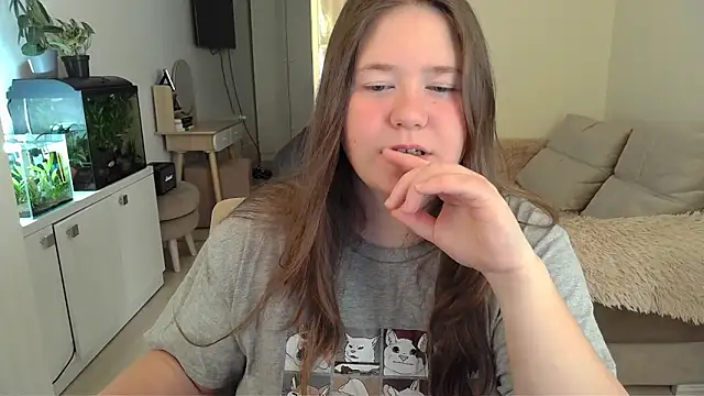 remirann  online show from March 2025 07:41:02 AM