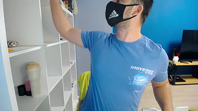 Tomguys online show from February 2025 07:35:02 PM