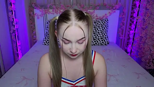 LilyStarlight online show from July 2026 04:27:01 AM
