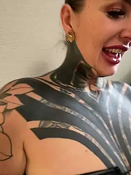 InkedBiitch online show from February 2026 03:28:01 PM