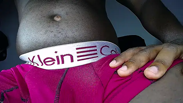 MAXJONES 2 online show from March 2026 07:13:02 PM