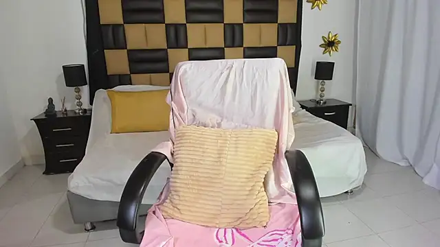 BarbieKano online show from November 2025 11:25:01 PM