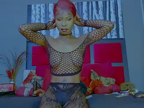 Snapshot of MissParis26 chatting on October 2025 10:53:02 PM MissParis26 online show from October 2025 10:53:02 PM