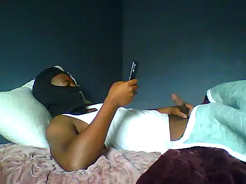 Snapshot of TitularAdaption chatting on November 2025 08:34:02 AM TitularAdaption online show from November 2025 08:34:02 AM