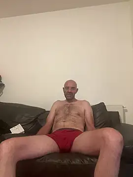 Snapshot of slim1976006 chatting on June 2026 07:57:02 PM slim1976006 online show from June 2026 07:57:02 PM