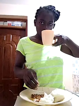 Snapshot of _cutemelania chatting on January 2025 10:43:01 AM  cutemelania online show from January 2025 10:43:01 AM