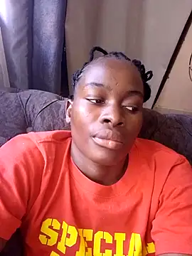 Snapshot of _cutemelania chatting on February 2025 12:16:02 PM  cutemelania online show from February 2025 12:16:02 PM