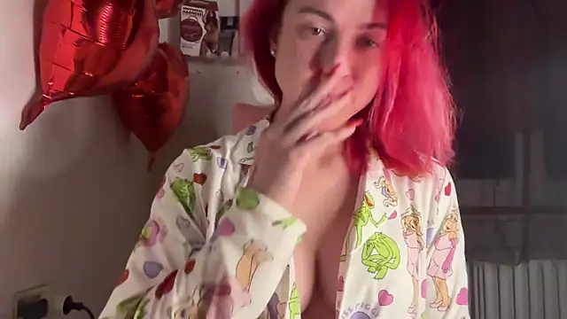 Nikky Divine online show from March 2025 08:19:01 PM