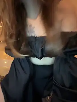 Emma just online show from March 2025 06:01:01 PM