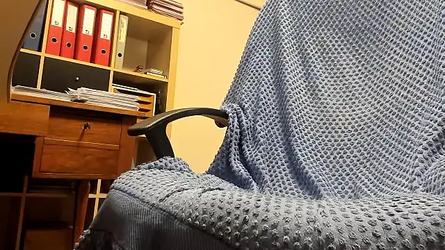 leccaleccafiga online show from November 2025 08:53:01 PM