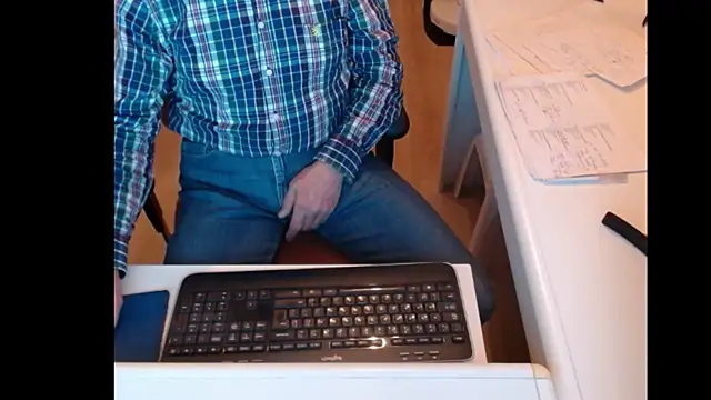 dutchpornking online show from January 2025 04:55:02 PM