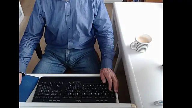 dutchpornking online show from October 2025 07:59:02 AM