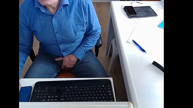 dutchpornking online show from October 2025 09:44:01 AM