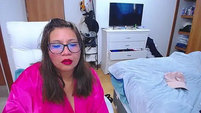 Snapshot of mondirty70 chatting on October 2025 11:58:02 AM mondirty70 online show from October 2025 11:58:02 AM