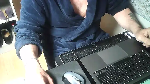 Snapshot of DUDURA@xh chatting on March 2026 08:30:01 AM DUDURAxh online show from March 2026 08:30:01 AM