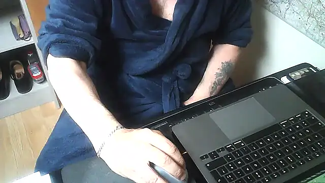 Snapshot of DUDURA@xh chatting on March 2026 07:23:01 AM DUDURAxh online show from March 2026 07:23:01 AM