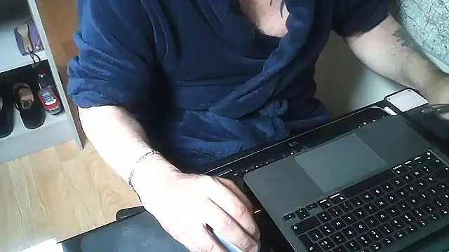 Snapshot of DUDURA@xh chatting on March 2026 07:02:02 AM DUDURAxh online show from March 2026 07:02:02 AM
