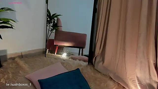 sushiboxxx online show from December 2025 06:15:01 PM