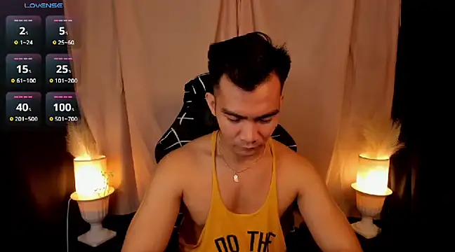 000batman000 online show from February 2025 01:06:01 PM