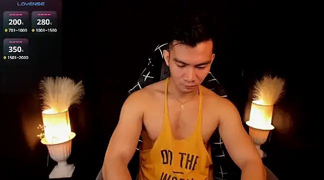 000batman000 online show from March 2025 01:52:02 AM