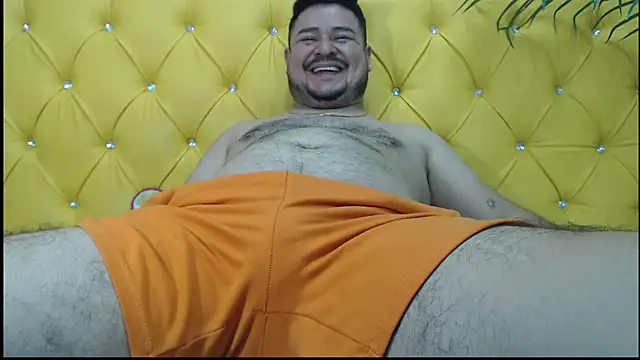 Snapshot of oso_dirty_ chatting on December 2024 08:43:01 PM oso dirty  online show from December 2024 08:43:01 PM