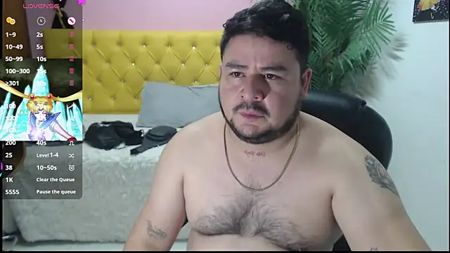 Snapshot of oso_dirty_ chatting on January 2025 05:29:02 PM oso dirty  online show from January 2025 05:29:02 PM