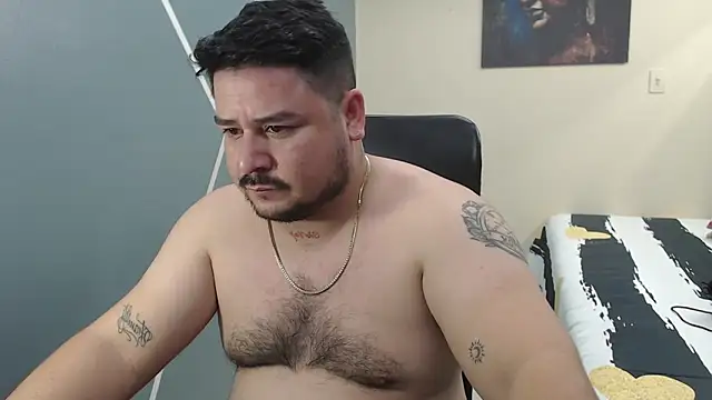 Snapshot of oso_dirty_ chatting on January 2025 05:31:02 PM oso dirty  online show from January 2025 05:31:02 PM