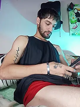 iamxandertv online show from December 2025 04:45:01 PM