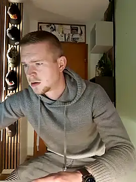 Playbunniboy online show from December 2024 04:48:01 PM