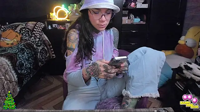 Snapshot of Lilmarieee chatting on December 2024 08:47:02 PM Lilmarieee online show from December 2024 08:47:02 PM