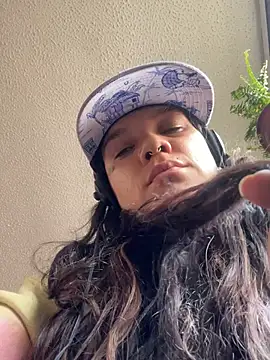 Snapshot of Lilmarieee chatting on February 2025 09:10:01 PM Lilmarieee online show from February 2025 09:10:01 PM