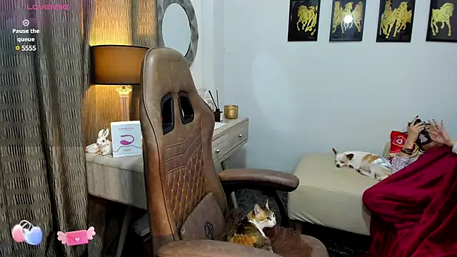 Snapshot of TwilightMistress69 chatting on December 2024 07:13:02 AM TwilightMistress69 online show from December 2024 07:13:02 AM