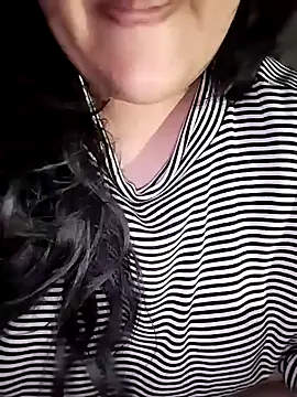 Snapshot of Annerae chatting on September 2025 03:34:02 PM Annerae online show from September 2025 03:34:02 PM