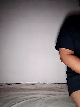 Snapshot of Annerae chatting on February 2026 05:02:01 PM Annerae online show from February 2026 05:02:01 PM