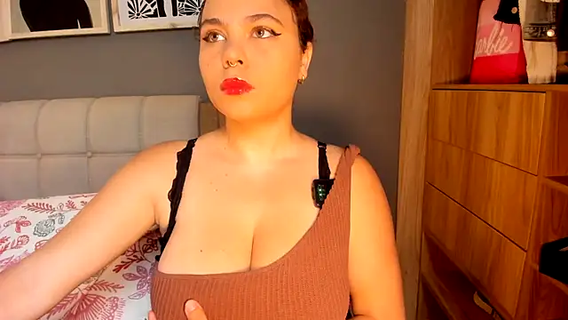 Snapshot of Ash_milk chatting on May 2026 01:37:01 PM Ash milk online show from May 2026 01:37:01 PM
