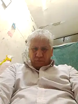 Momlover2022 online show from April 2026 04:18:02 AM