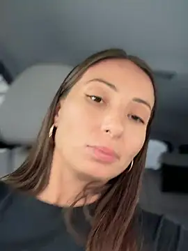 Snapshot of YOUR-KARINA chatting on December 2024 08:13:01 AM YOUR-KARINA online show from December 2024 08:13:01 AM