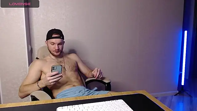 Toress1 online show from February 2025 05:38:02 PM