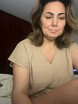 Snapshot of Emma_roqueen chatting on May 2026 09:53:01 PM Emma roqueen online show from May 2026 09:53:01 PM