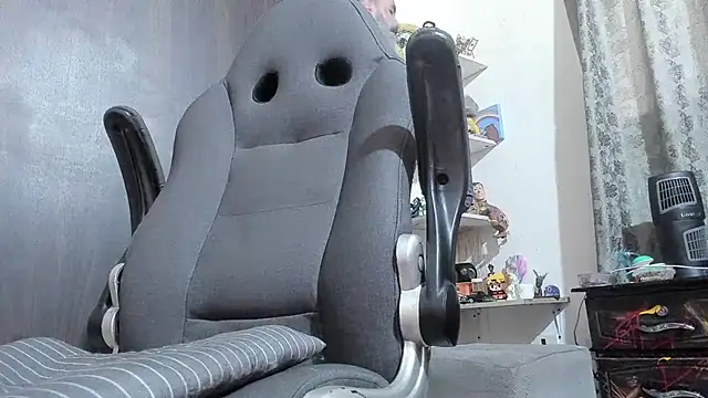 Snapshot of harry_reems1 chatting on November 2025 11:54:01 AM harry reems1 online show from November 2025 11:54:01 AM