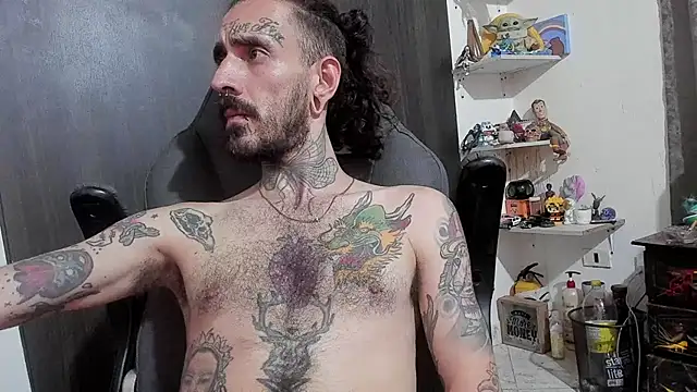 Snapshot of harry_reems1 chatting on November 2025 04:57:01 AM harry reems1 online show from November 2025 04:57:01 AM