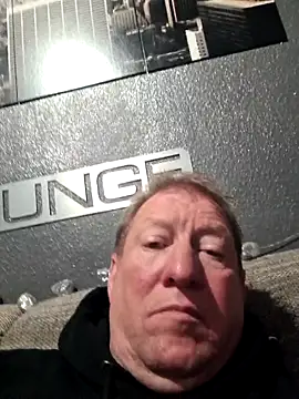 Snapshot of tomtom111111 chatting on November 2025 04:49:01 PM tomtom111111 online show from November 2025 04:49:01 PM