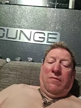 Snapshot of tomtom111111 chatting on December 2025 09:09:02 PM tomtom111111 online show from December 2025 09:09:02 PM