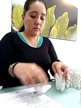 Snapshot of Gatubela212 chatting on September 2025 02:49:01 PM Gatubela212 online show from September 2025 02:49:01 PM