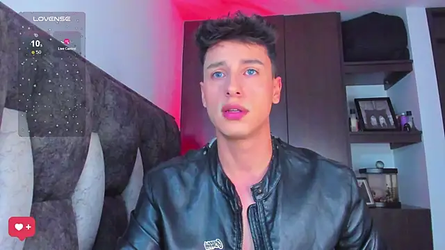 Snapshot of I_Gabriel chatting on March 2025 08:22:01 PM I Gabriel online show from March 2025 08:22:01 PM