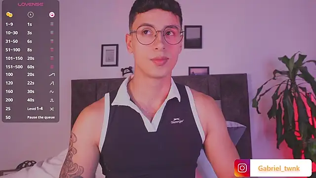 Snapshot of I_Gabriel chatting on July 2026 04:43:02 AM I Gabriel online show from July 2026 04:43:02 AM