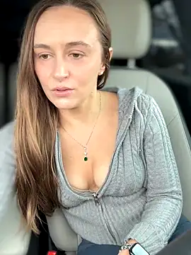 lunagirl13 online show from November 2025 07:23:01 PM