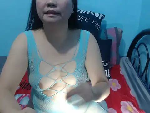 stacie iris online show from January 2026 04:18:01 AM