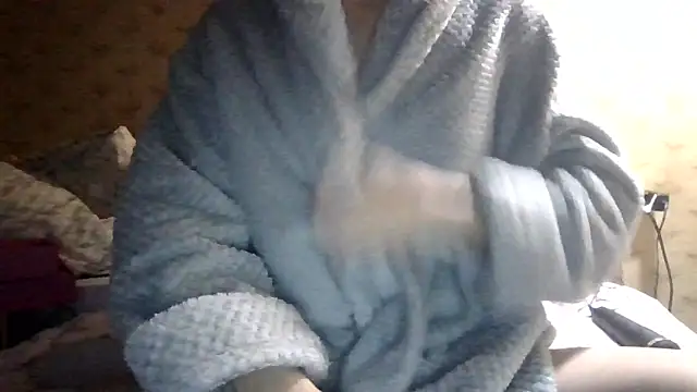 fabiolagg online show from December 2025 08:34:01 AM