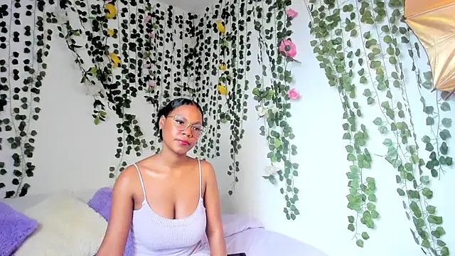 violeta milleer online show from February 2025 05:09:01 PM